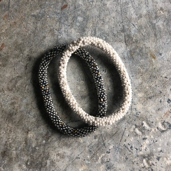 Jewelry - Lily & Laura Bracelet (2)